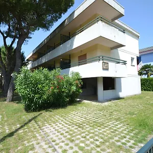  Apartment Isotta Italien