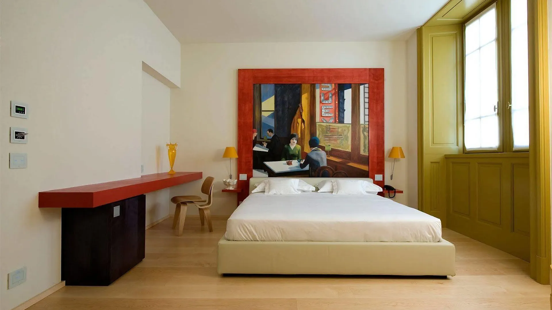 Petronilla - Hotel In Бергамо Италия