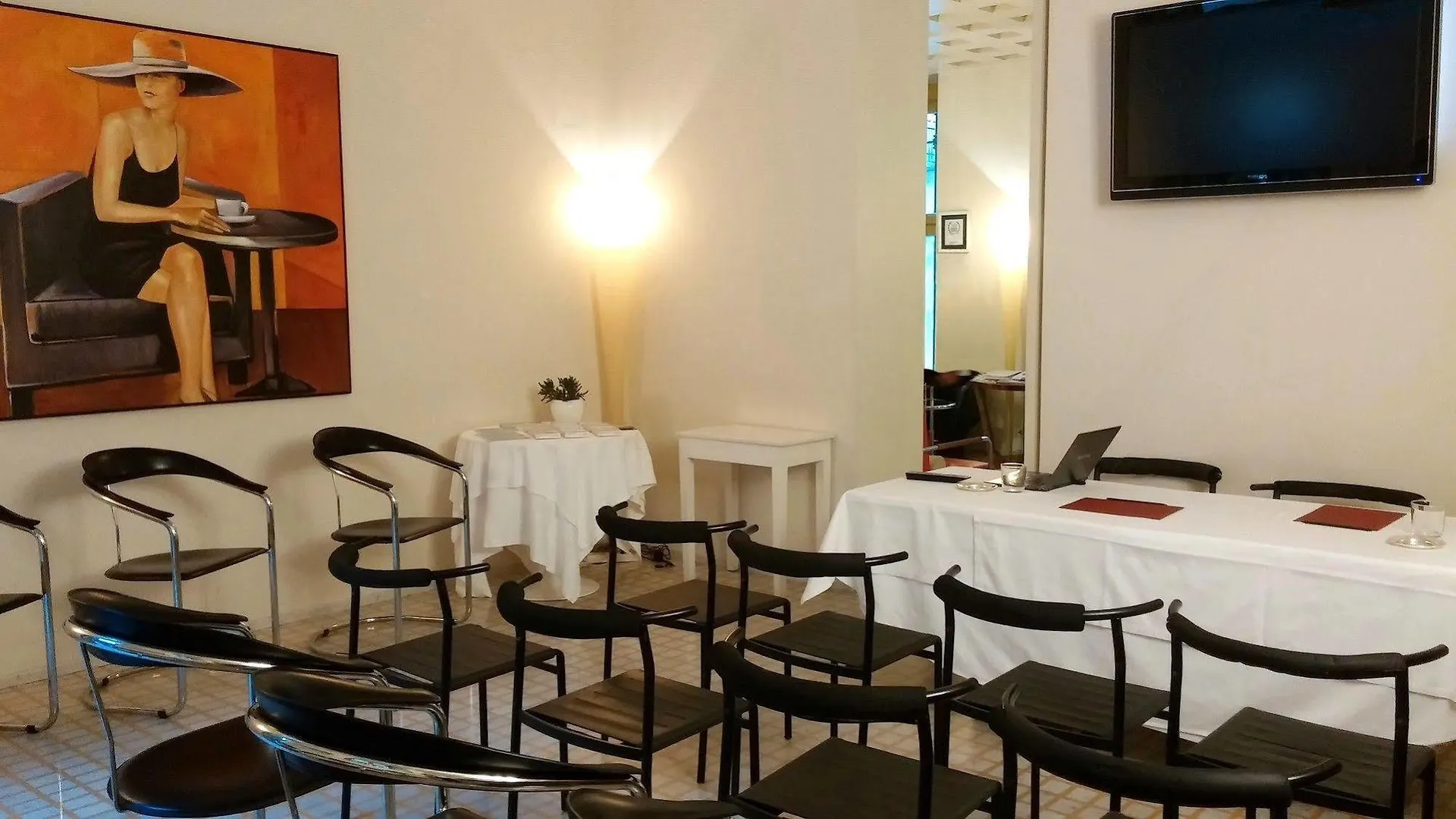 Petronilla - Hotel In Бергамо 4*,  Италия